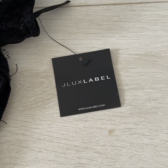 Black lace bodysuit - Picture 5 of 6